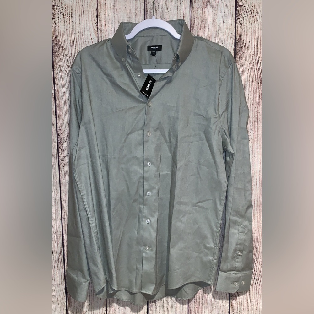 BRAND NEW DRESS SHIRT